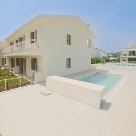 Domus Fiorita Apartment Lido di Jesolo