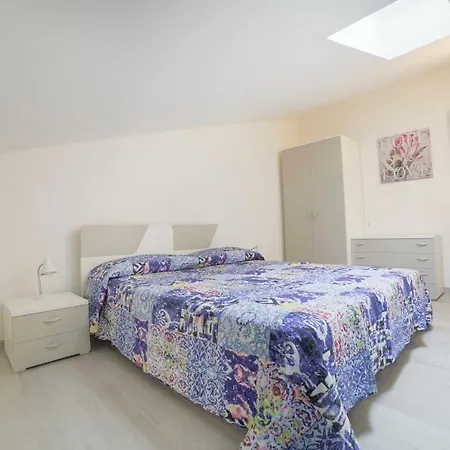 Domus Fiorita Apartment