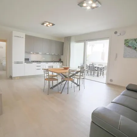 Domus Fiorita Lido di Jesolo